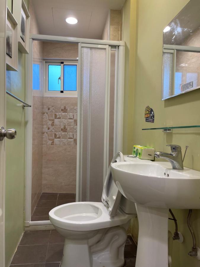 Appartement 逢甲柏斯青年旅棧 à Taichung Extérieur photo