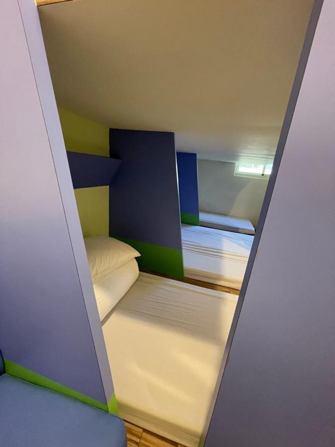 Appartement 逢甲柏斯青年旅棧 à Taichung Extérieur photo