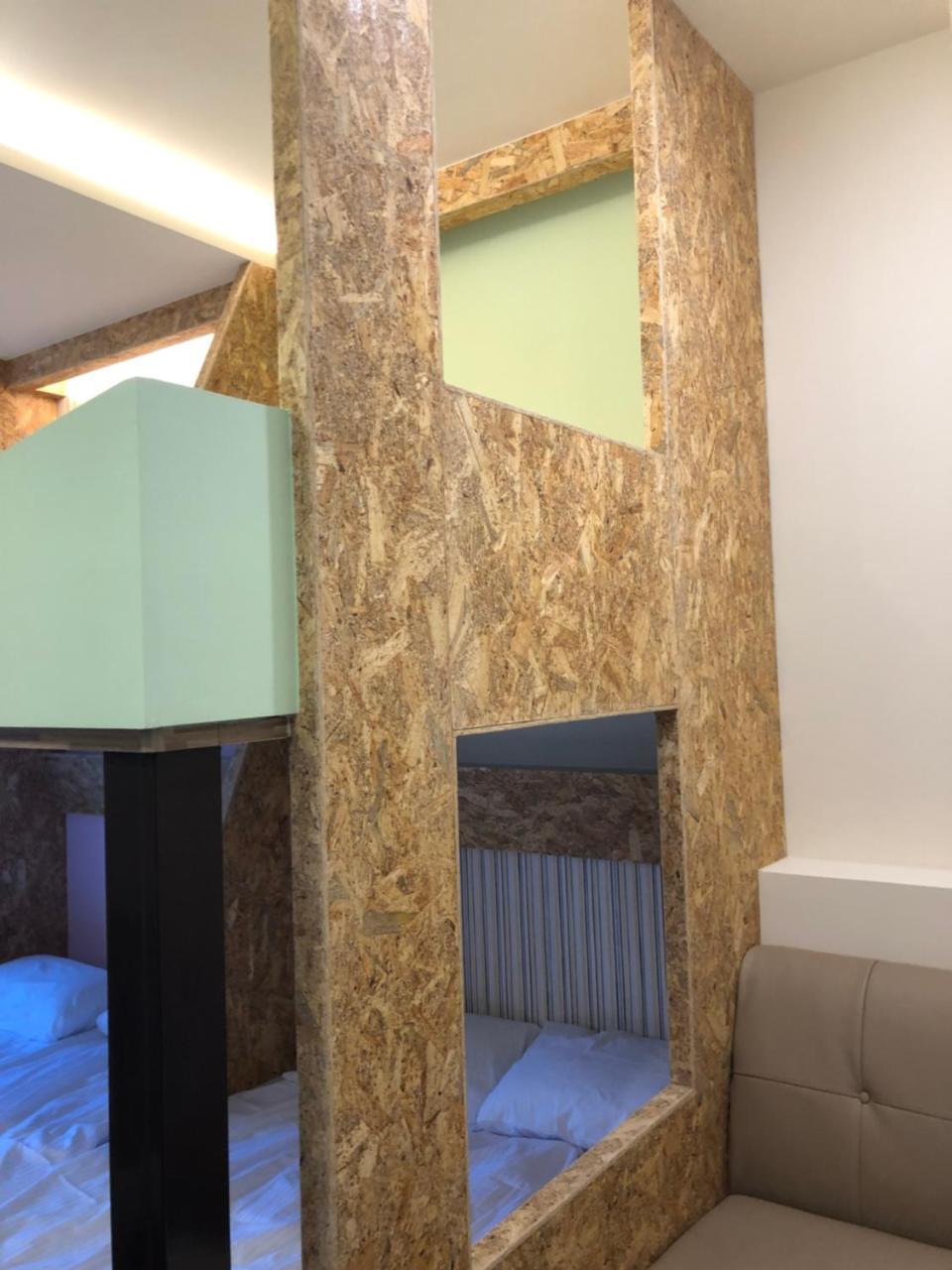 Appartement 逢甲柏斯青年旅棧 à Taichung Extérieur photo